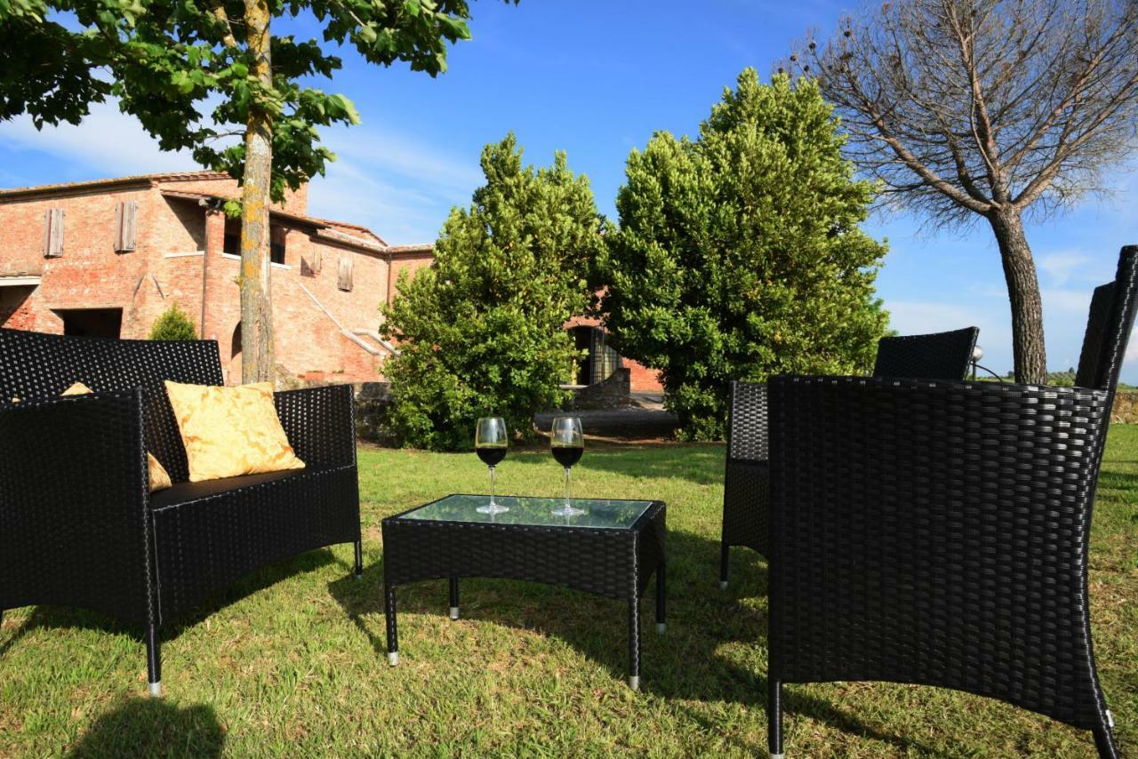 Podere Il Granaio - Crete Senesi - Tuscany Сиена Экстерьер фото